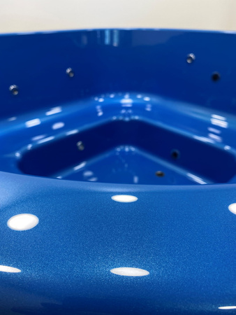 Jakuzzi ogrodowe kwadratowe 200x200 z piecem zewnętrznym na drewno WKŁAD AKRYLOWY