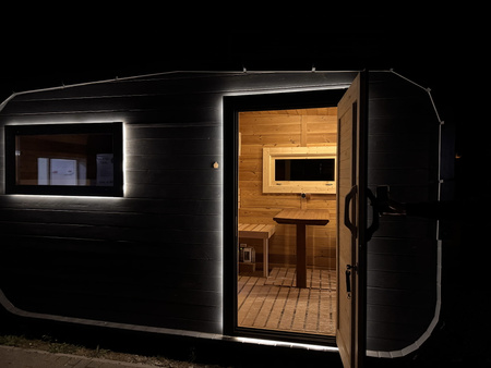 Sauna KOBA Kwadro-Owalna 5m z przedsionkiem