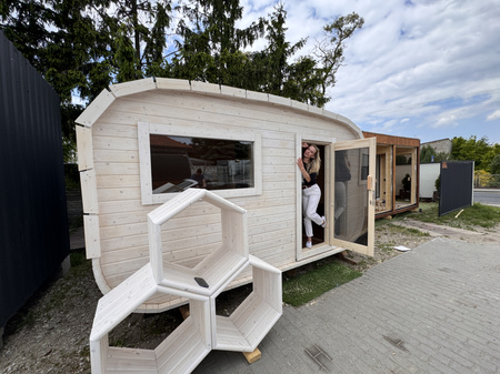 Sauna KOBA Kwadro-Owalna 4m z przedsionkiem