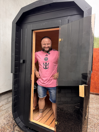 Sauna KOBA Kwadro MICRO + balia do schładzania / Strefa regeneracji SuperMario